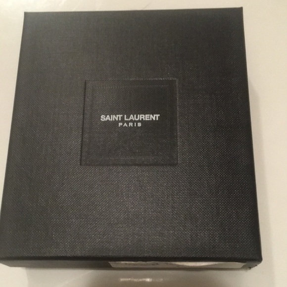 Saint Laurent leather gold studded bracelet - Picture 2 of 11